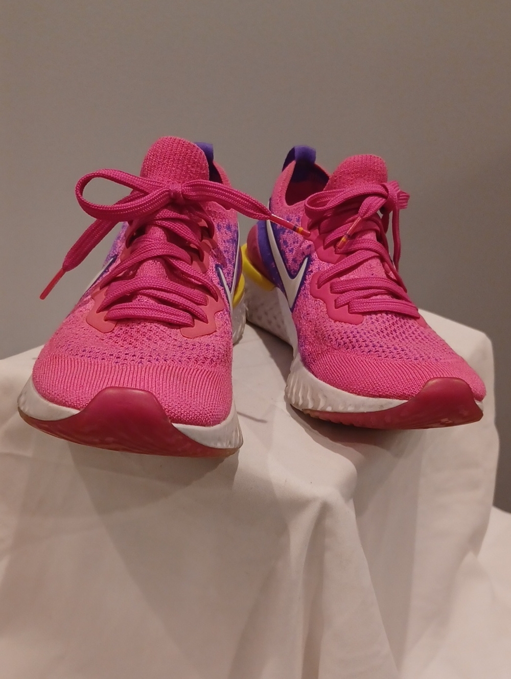 Nike Pink Purple Yellow Women's Running Shoes